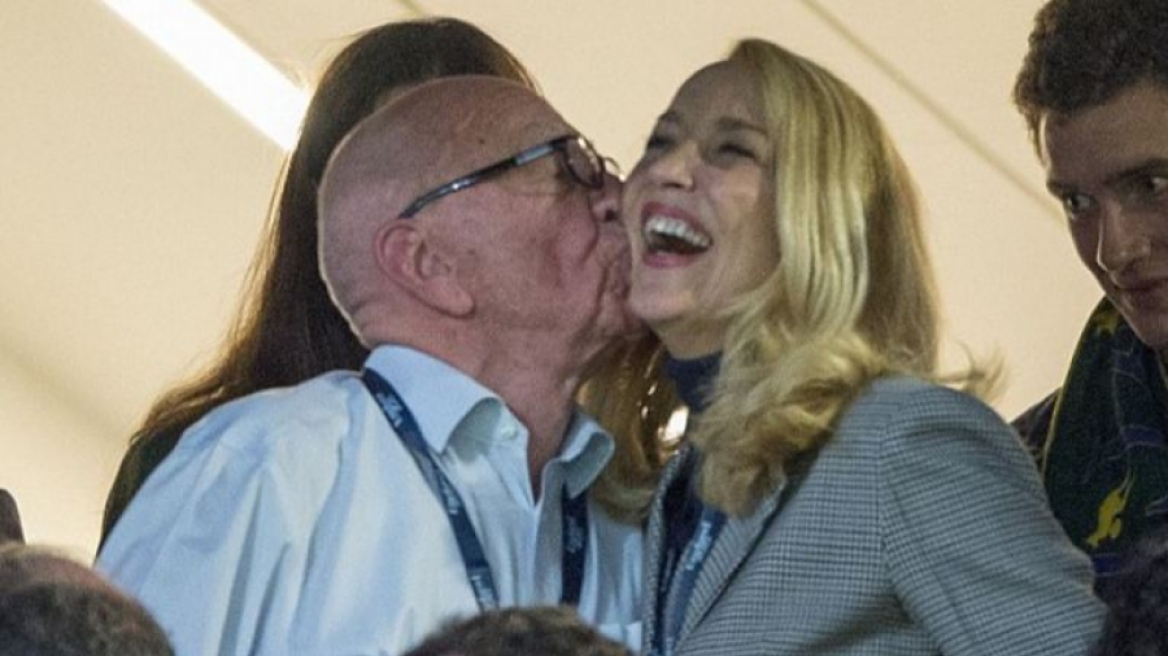 Ο 84χρονος Rupert Murdoch είναι ζευγάρι με την πρώην γυναίκα του Mick Jagger